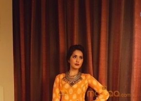 Raashi Khanna New Stills photo 7