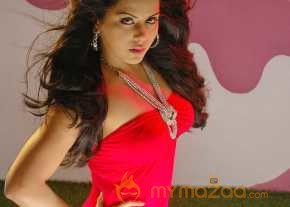 Rachana Maurya Red Dress Pics photo 3