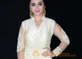 Ragini Nadwani photo 7