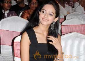 Rakul Preet Singh Audio Launch Stills photo 3