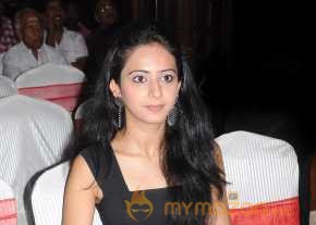 Rakul Preet Singh Audio Launch Stills photo 9