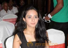 Rakul Preet Singh Audio Launch Stills photo 5