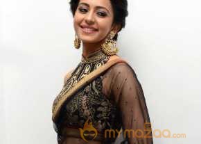  Rakul Preet Singh Beautiful Black Dress Pics  photo 7