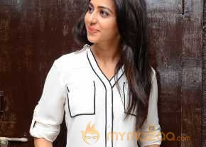 Rakul Preet Singh Cute Stills photo 16