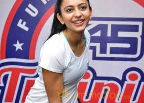 Rakul Preet Singh Cute Stills photo 19