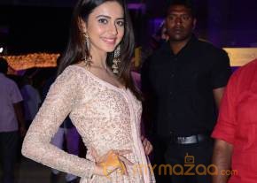 Rakul Preet Singh Latest Glam Pics photo 8