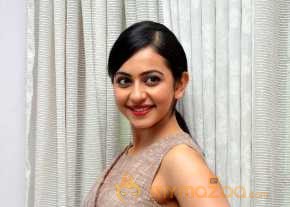 Rakul Preet Singh Latest Stills photo 12