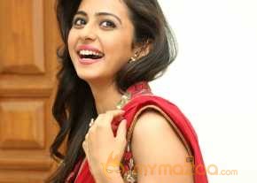 Rakul Preet Singh Red Saree Pics photo 6
