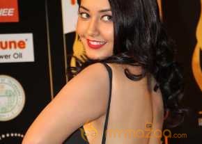  Rashi Khanna New Photoshoot  photo 2