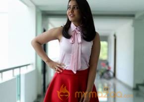 Rashi Khanna Stills @ Supreme Interview photo 25