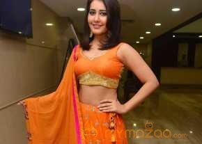  Rashi Khanna  photo 3