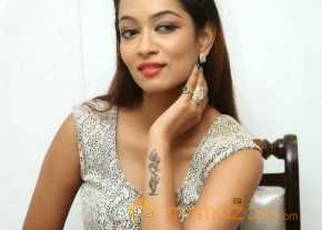 Rashmi Thakur photo 13