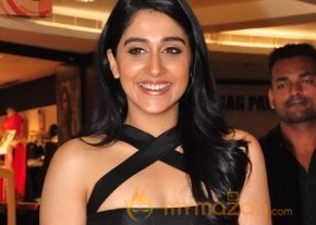 Regina Cassandra Hot Stills  photo 25