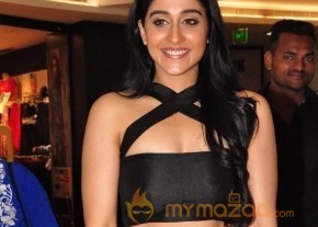 Regina Cassandra Hot Stills  photo 2