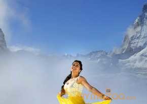 Regina Cassandra New Pics photo 9