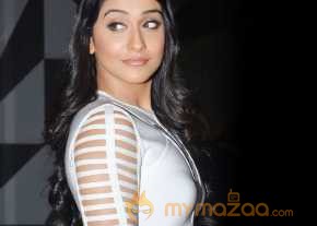  Regina Cassandra New Stills  photo 4