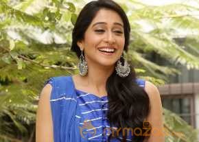  Regina Cassandra New Stills  photo 10
