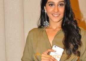 Regina Cassandra Stills photo 29