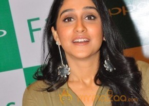 Regina Cassandra Stills photo 7