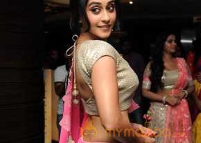  Regina Cassandra  photo 15