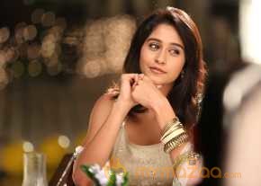  Regina Cassandra  photo 18