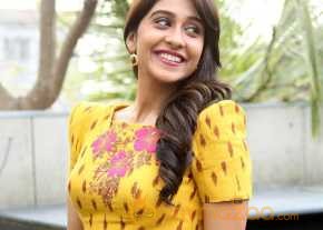 Regina Cassandra photo 2