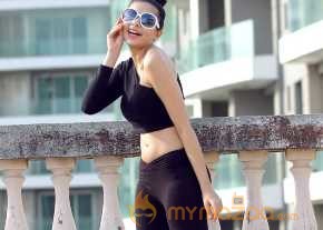 Riddhi Jain Photoshoot On Black Dress photo 3