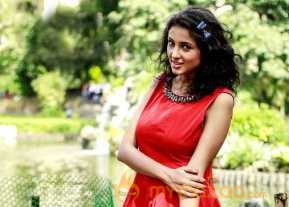  Riya Ludhani  photo 3