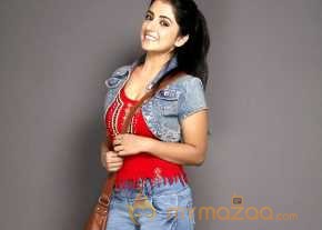  Ruhani Sharma  photo 3