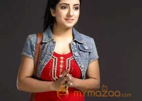  Ruhani Sharma  photo 7