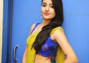  Ruksha Meer  photo 3