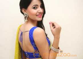  Ruksha Meer  photo 8