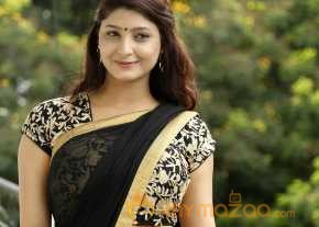 Sagarika Beautiful Black Saree Pics photo 6