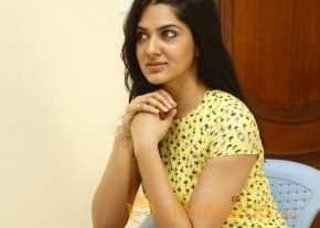 Sakshi Chaudhary Latest Pics photo 14