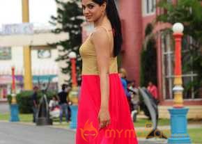 Sakshi Chaudhary Latest Pics photo 9