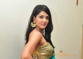 Sakshi Chowdary James Bond Press Meet Stills photo 2
