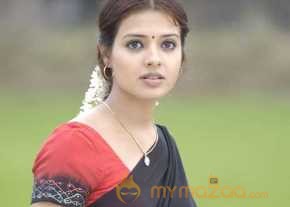  Saloni Aswani 