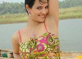  Saloni Aswani  photo 16