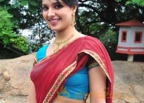  Saloni Aswani  photo 3