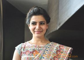 Samantha Latest Pics in Saree photo 2
