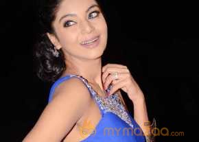  Sanam Shetty New Stills  photo 9