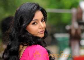  Sanam Shetty Premikudu Movie Stills  photo 10