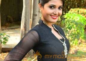  Sandra Amy Beautiful In Black Dress 