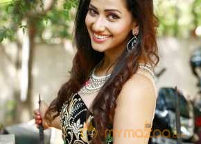  Sanjana Singh Latest Photo Shoot 