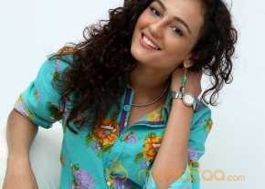 Seerat Kapoor photo 7