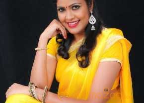Shaarika Portfolio Pics photo 4