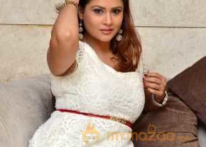 Shilpa Chakraborty New Photoshoot photo 23