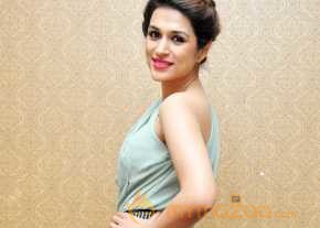 Shraddha Das Latest Pictures photo 41