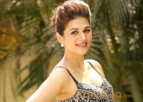 Shraddha Das Latest Pictures photo 9