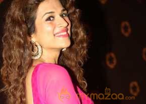 Shraddha Das Latest Pictures photo 15